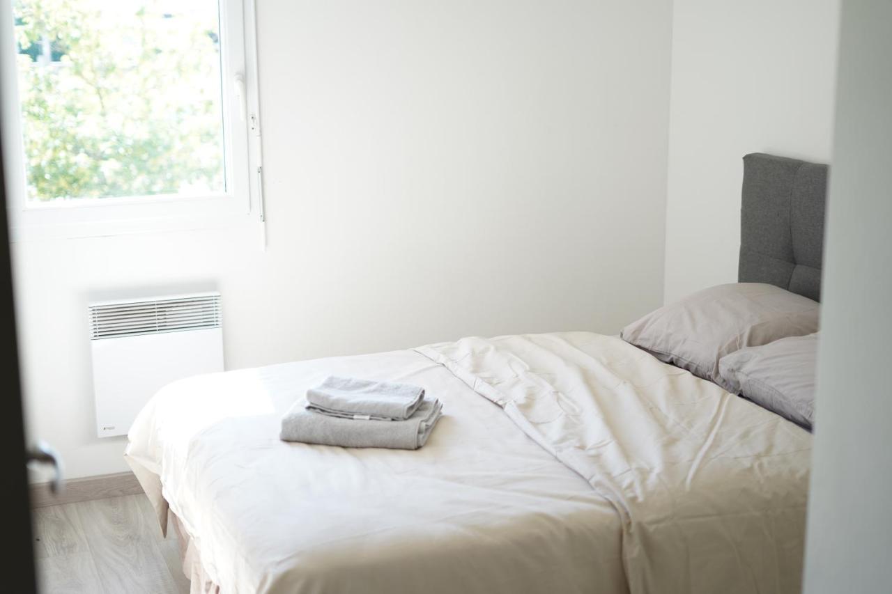 Splendide Appartement 3 Pieces - Parking Et Clim ヴァランス エクステリア 写真
